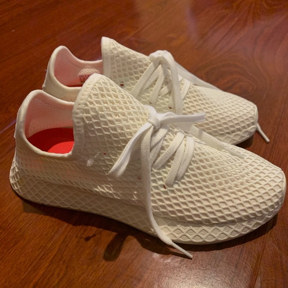 [ Sold] Adidas deerupt runner tennis shoe - Picture 5 of 5
